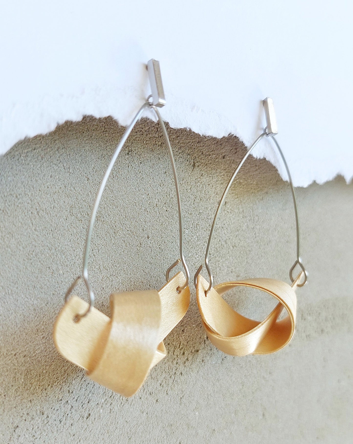 Wire arch hoop dangle earrings